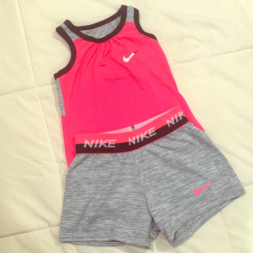 2T dri fit Nike outfit